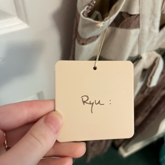 Lace fit-and-flare mini dress with crème straps and back tie detailing - Picture 3 of 3